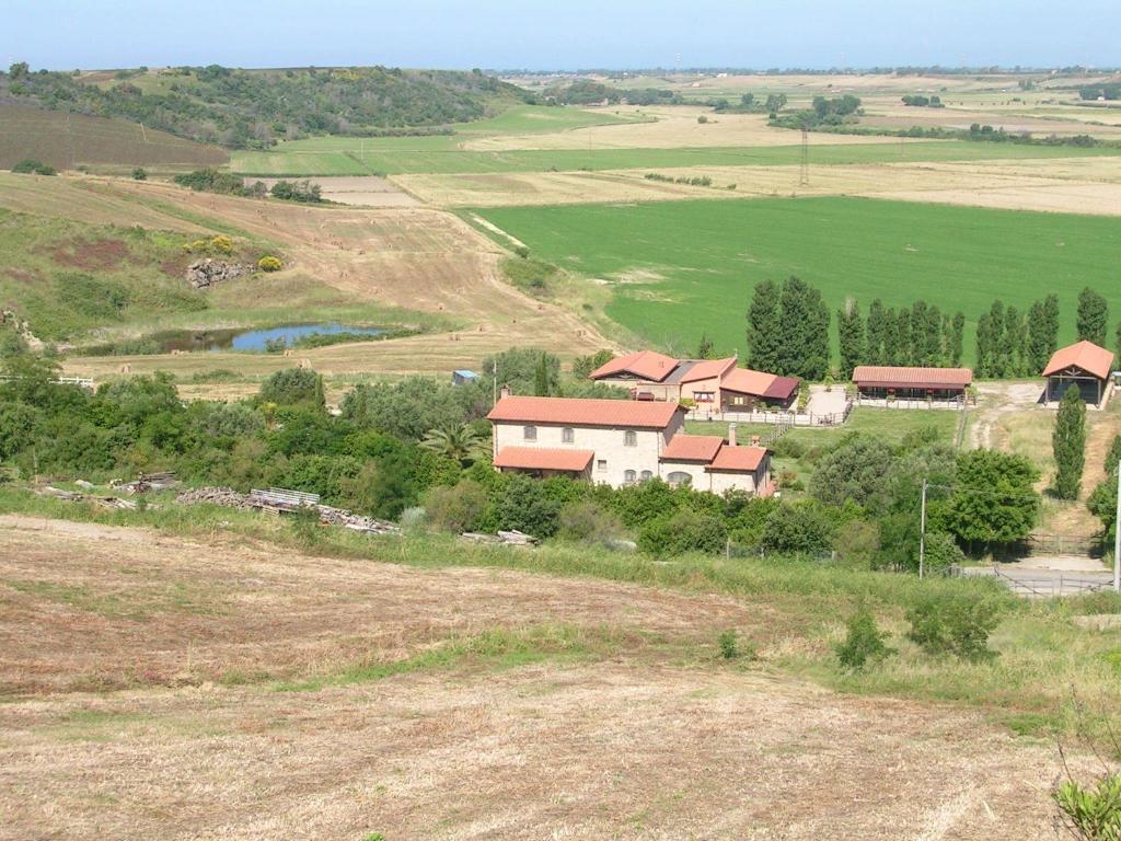 Casale Farnesiana B&B Tarquinia Exterior foto