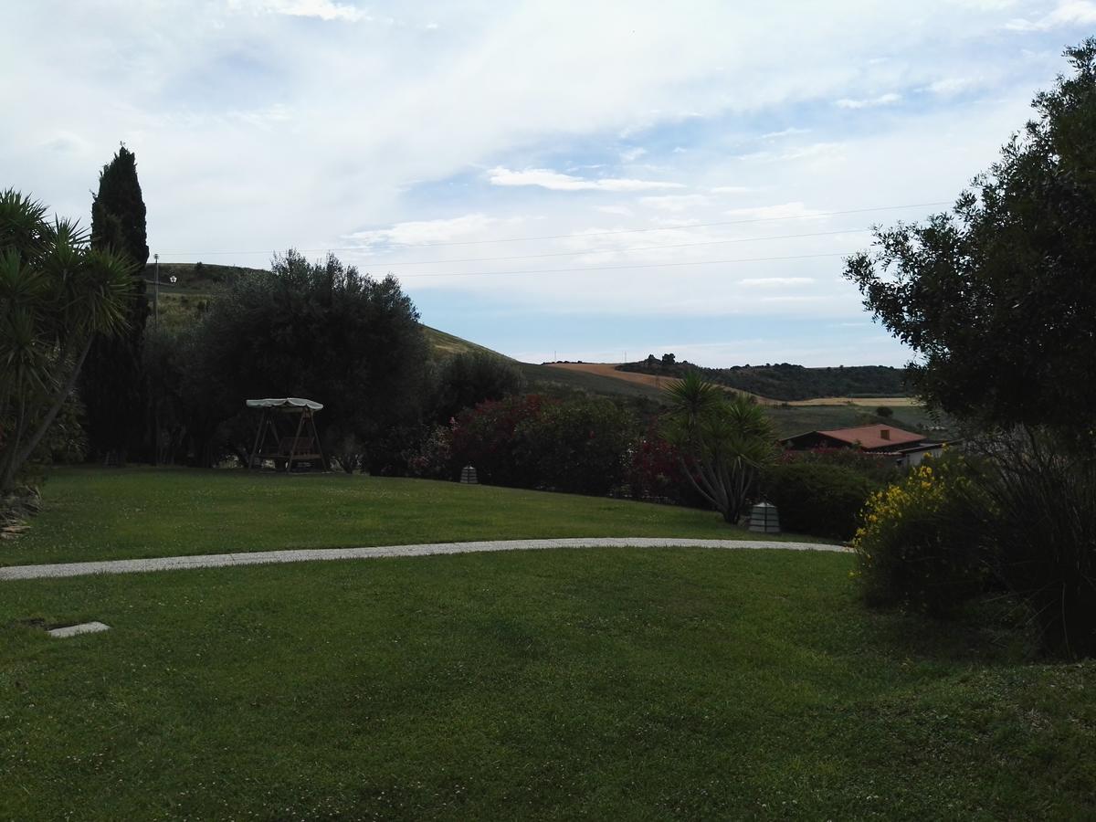 Casale Farnesiana B&B Tarquinia Exterior foto